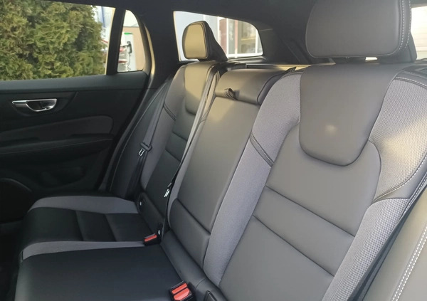 Volvo V60 cena 241900 przebieg: 19900, rok produkcji 2023 z Stopnica małe 92
